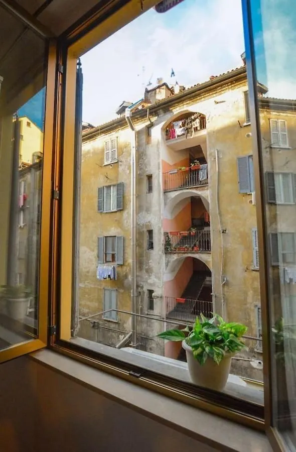 Sweet Home Milan Apartment